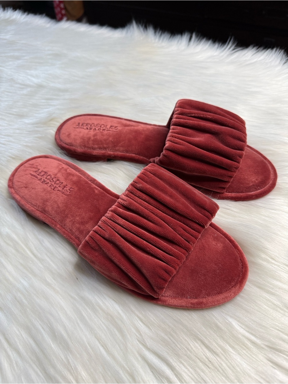 Aerosoles Burgundy Jamaica Velvet Slides